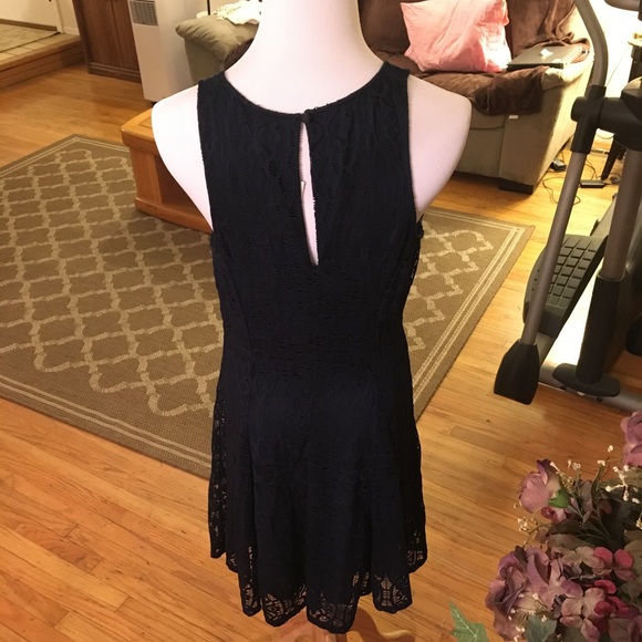 •NWT• Hollister Navy Blue Lace Dress - Picture 3 of 5